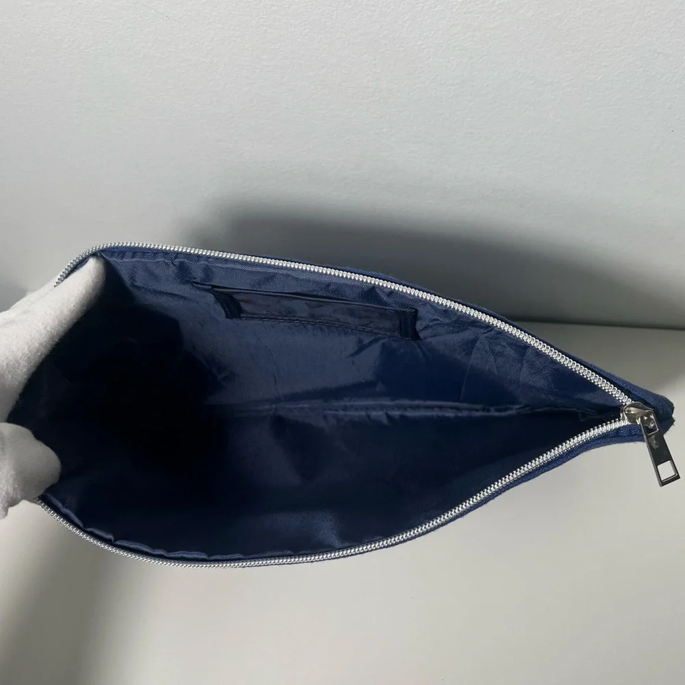 JetBlue Card Barclays Signature Tech & Travel Portfolio Pouch